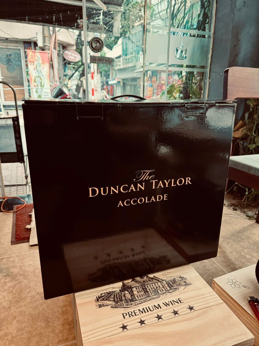 Rượu Whisky Highland Park 54 Year Old Duncan Taylor 1970