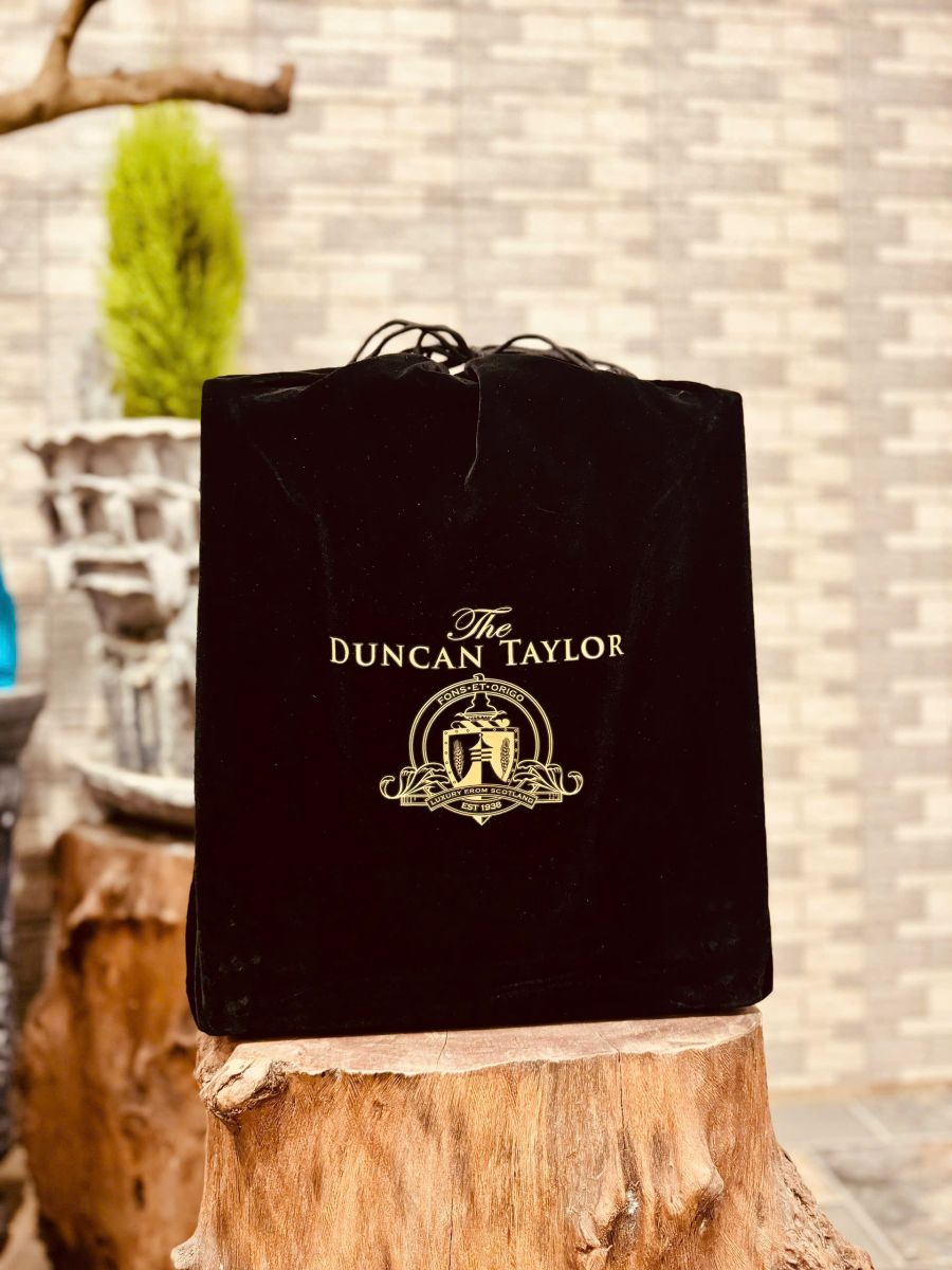 Rượu Whisky Macallan 31 Year Old The Wealth Spirit Series Duncan Taylor 1992