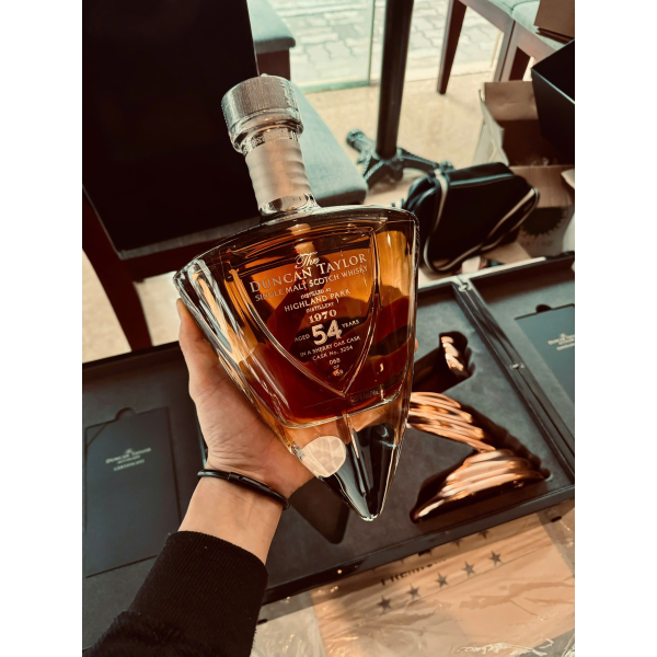 Rượu Whisky Highland Park 54 Year Old Duncan Taylor 1970